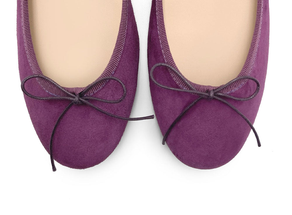 Violette Wildlederballerinas