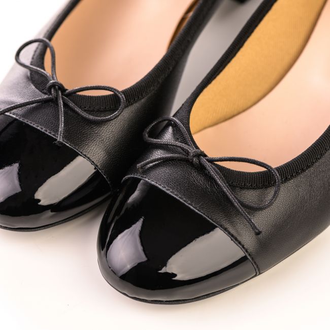 Black leather ballet flats with high heel and patent toe
