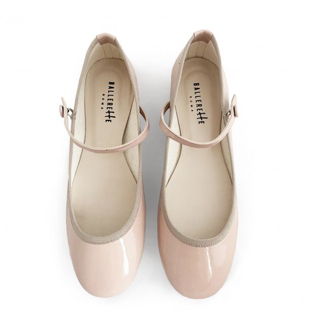 Italian women's ballet flats and pumps collection