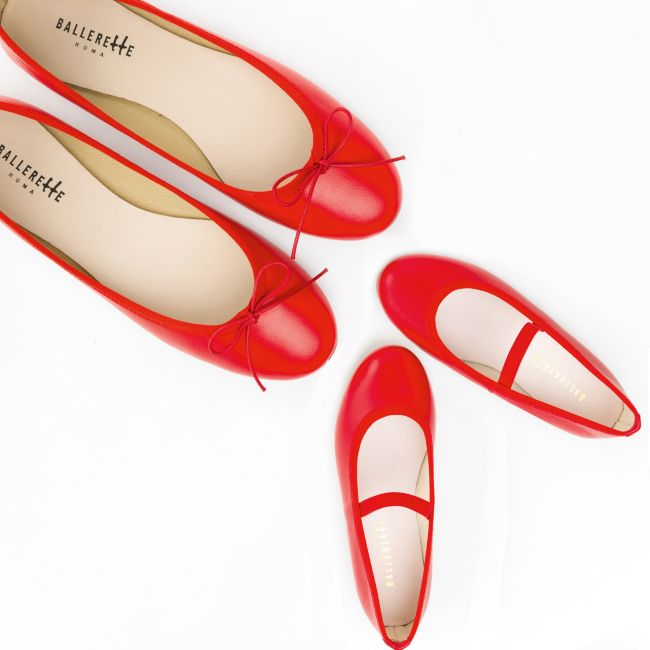 Red leather girls ballet flats with elastic band