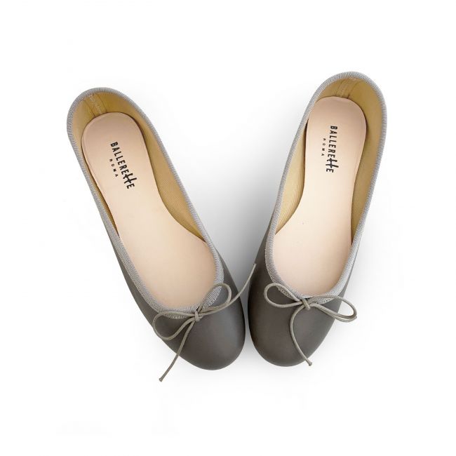 Taupe leather ballet flats