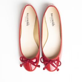 Red patent leather ballet flats with bow - Ballerette